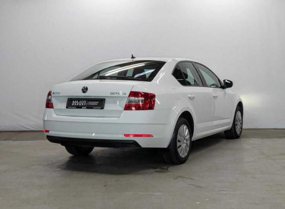 Skoda Octavia III (A7) Рестайлинг Санкт-Петербург  - изображение 5