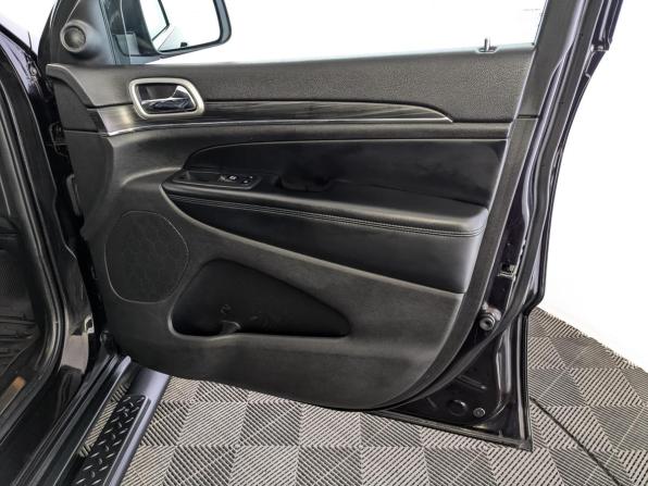 Jeep Grand Cherokee IV (WK2) Рестайлинг с пробегом 2019 года, цена 3 400 000 рублей, 149707 км, внедорожник, Автокод Объявления