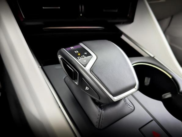 Volkswagen Touareg III с пробегом 2022 года, цена 7 600 000 рублей, 39500 км, внедорожник, Автокод Объявления