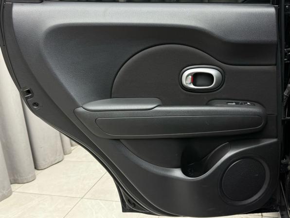 Kia Soul II Рестайлинг с пробегом 2017 года, цена 1 529 000 рублей, 148977 км, хэтчбек, Автокод Объявления