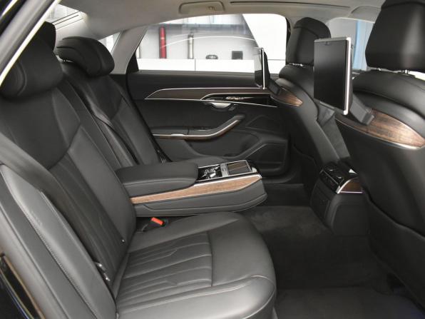 Audi A8 IV (D5) с пробегом 2018 года, цена 4 790 000 рублей, 90000 км, седан, Автокод Объявления