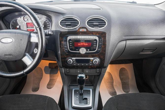 Ford Focus II Рестайлинг с пробегом 2008 года, цена 629 000 рублей, 286500 км, седан, Автокод Объявления