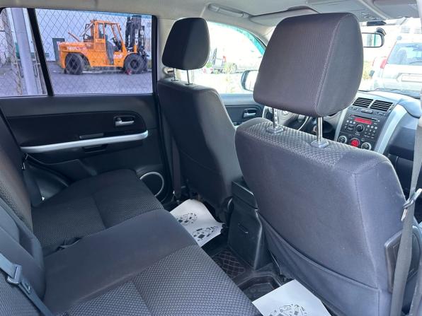 Suzuki Grand Vitara II Рестайлинг с пробегом 2010 года, цена 1 170 000 рублей, 125300 км, внедорожник, Автокод Объявления
