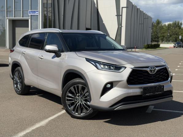 Toyota Highlander IV (XU70) с пробегом 2026 года, цена 5 550 000 рублей, 25 км, внедорожник, Автокод Объявления