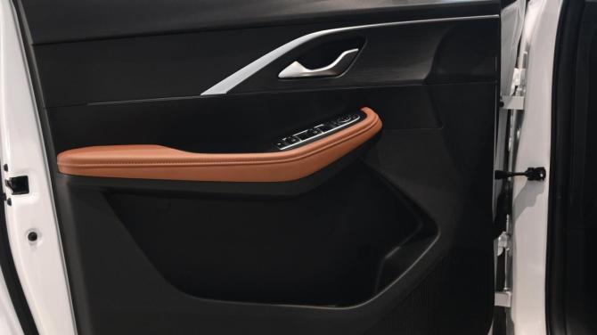 Omoda C5 I с пробегом 2023 года, цена 1 899 000 рублей, 36574 км, внедорожник, Автокод Объявления