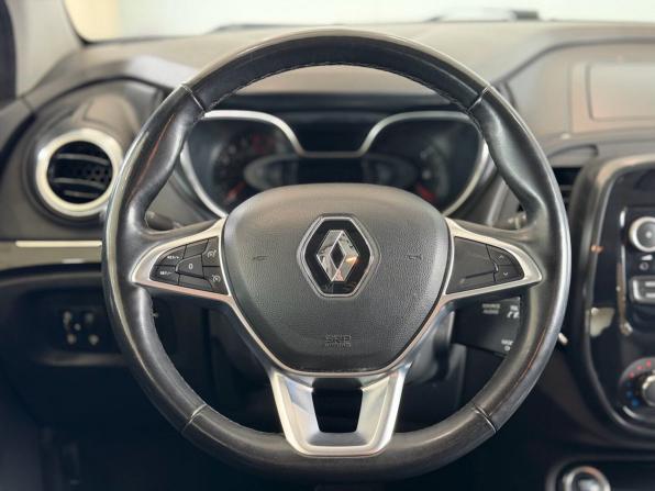 Renault Kaptur I Рестайлинг с пробегом 2021 года, цена 1 049 000 рублей, 159868 км, внедорожник, Автокод Объявления