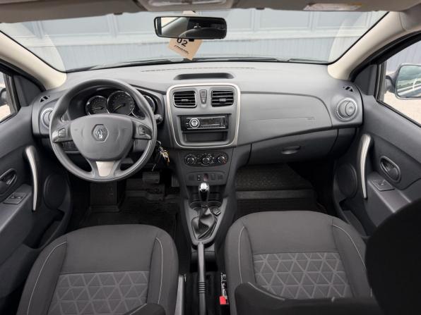 Renault Sandero II с пробегом 2017 года, цена 1 120 000 рублей, 69900 км, хэтчбек, Автокод Объявления