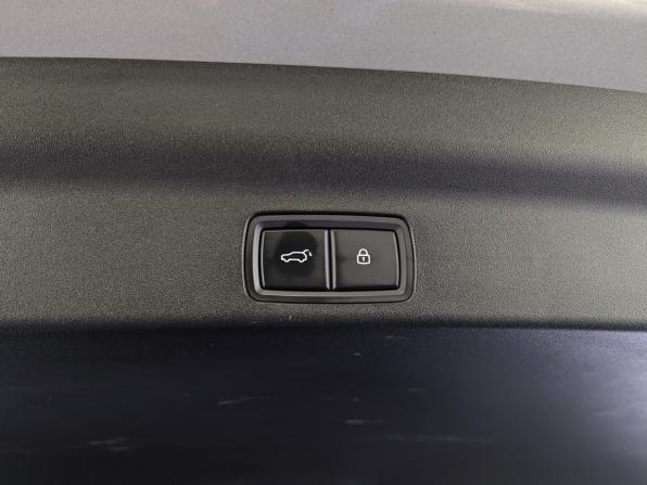 Li Auto (Lixiang) L7 I с пробегом 2024 года, цена 5 850 000 рублей, 43260 км, внедорожник, Автокод Объявления
