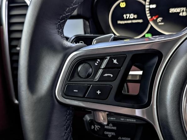Porsche Cayenne III с пробегом 2018 года, цена 4 490 000 рублей, 250263 км, внедорожник, Автокод Объявления