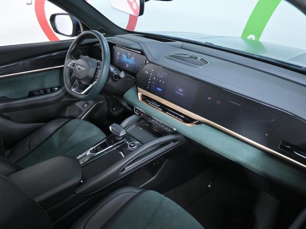 Geely Monjaro I с пробегом 2023 года, цена 3 190 000 рублей, 47385 км, внедорожник, Автокод Объявления