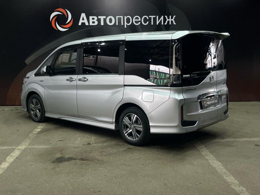 Honda Stepwgn V Рестайлинг Ставрополь  - изображение 2