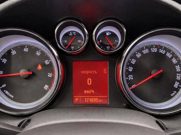 Opel Astra J с пробегом 2012 года, цена 747 000 рублей, 171695 км, хэтчбек, Автокод Объявления