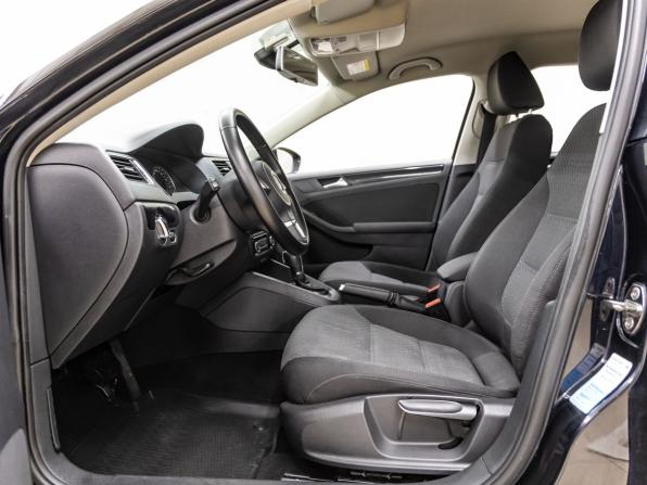 Volkswagen Jetta VI с пробегом 2012 года, цена 998 000 рублей, 174135 км, седан, Автокод Объявления