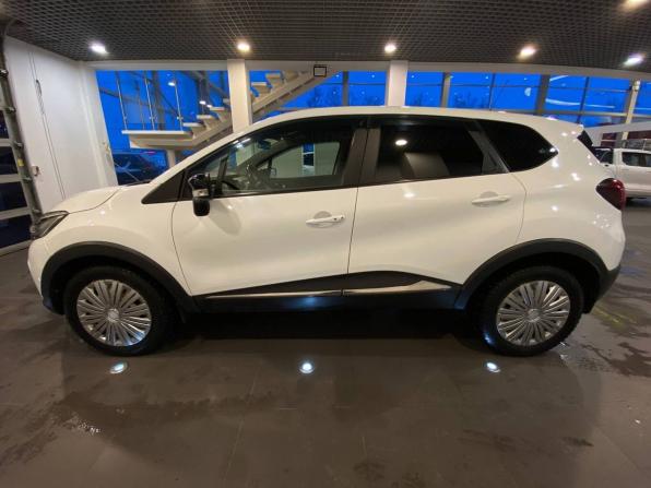 Renault Kaptur I с пробегом 2017 года, цена 1 340 000 рублей, 106664 км, внедорожник, Автокод Объявления