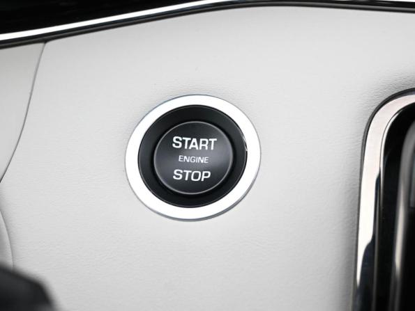Land Rover Range Rover Evoque II с пробегом 2021 года, цена 4 974 000 рублей, 30375 км, внедорожник, Автокод Объявления