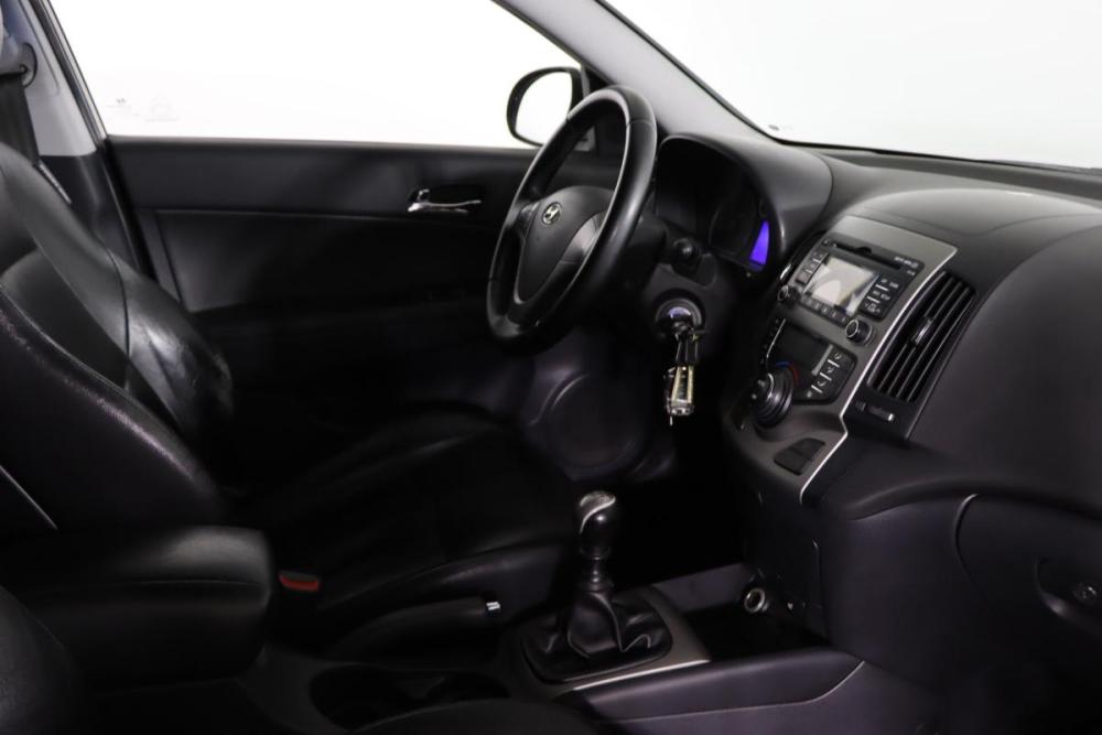 Hyundai i30 I Нижний Новгород  - изображение 13