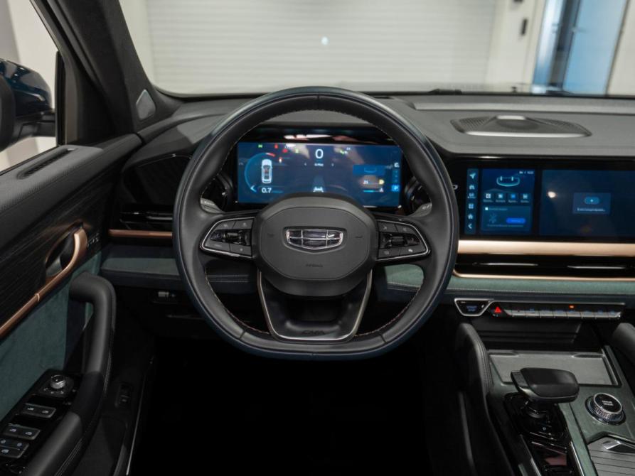 Geely Monjaro I Москва  - изображение 11