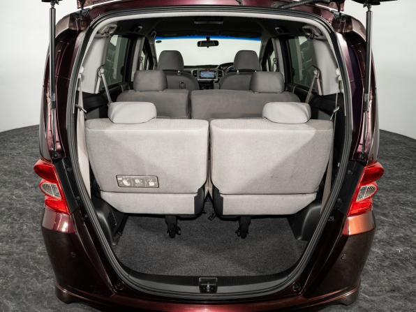 Honda Freed I Рестайлинг с пробегом 2011 года, цена 1 025 500 рублей, 167086 км, компактвэн, Автокод Объявления