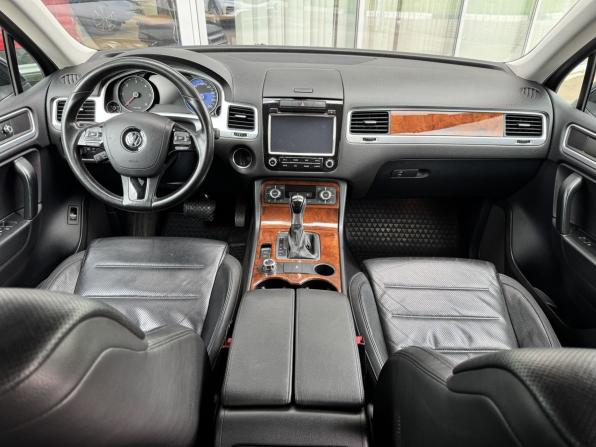 Volkswagen Touareg II с пробегом 2013 года, цена 2 070 000 рублей, 243111 км, внедорожник, Автокод Объявления