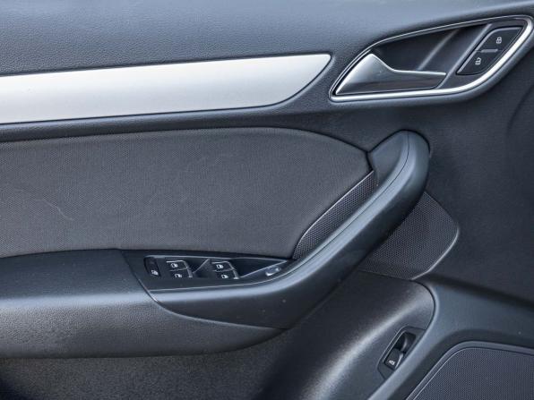 Audi Q3 I (8U) Рестайлинг с пробегом 2016 года, цена 2 050 500 рублей, 140787 км, внедорожник, Автокод Объявления