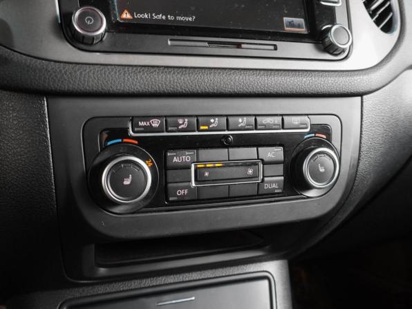 Volkswagen Tiguan I с пробегом 2011 года, цена 1 399 000 рублей, 176071 км, внедорожник, Автокод Объявления