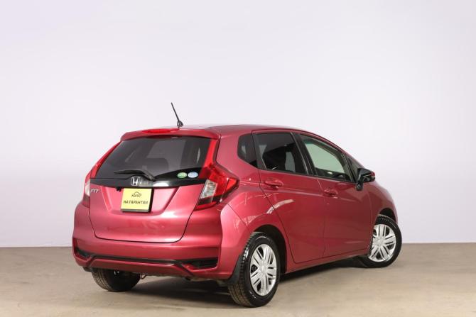 Honda Fit III Рестайлинг с пробегом 2019 года, цена 1 169 000 рублей, 92200 км, хэтчбек, Автокод Объявления
