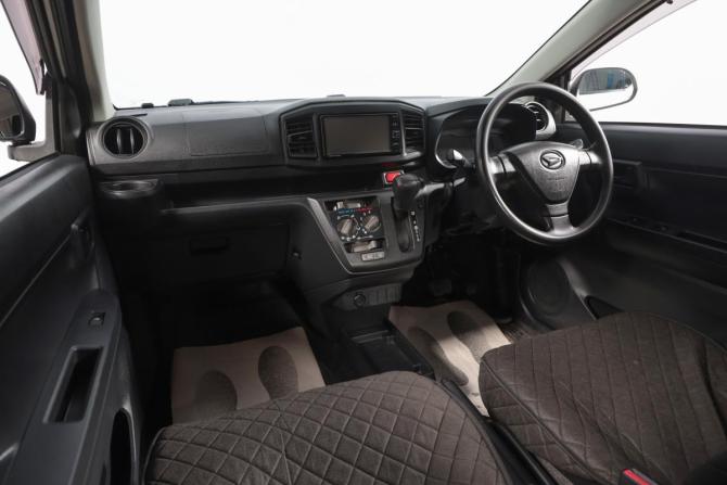 Daihatsu Mira e:S II с пробегом 2020 года, цена 659 000 рублей, 142416 км, хэтчбек, Автокод Объявления