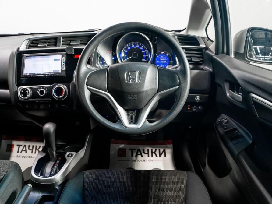 Honda Fit III Чита  - изображение 8