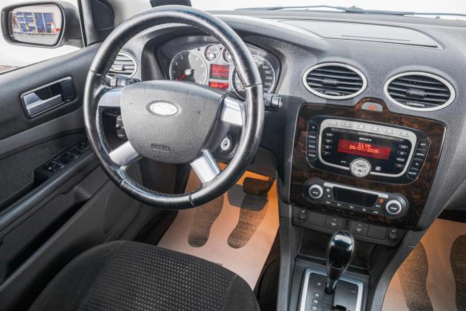 Ford Focus II Рестайлинг с пробегом 2008 года, цена 629 000 рублей, 286500 км, седан, Автокод Объявления