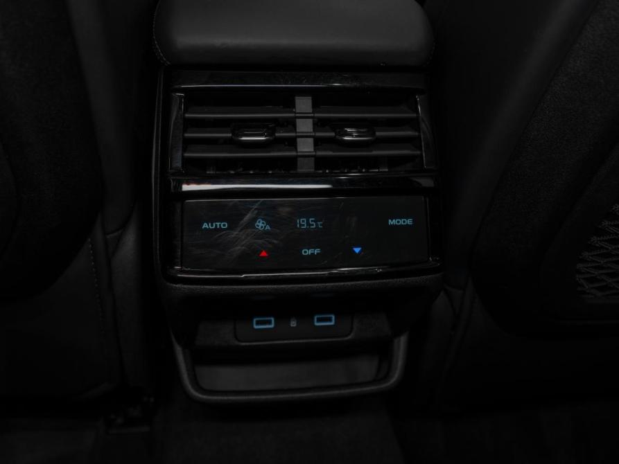 Geely Monjaro I Москва  - изображение 21
