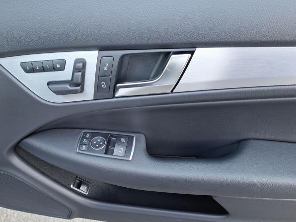Mercedes-Benz C-Класс III (W204) Рестайлинг с пробегом 2012 года, цена 2 010 000 рублей, 9500 км, купе, Автокод Объявления