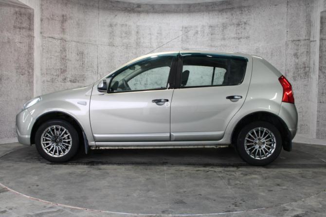 Renault Sandero I с пробегом 2010 года, цена 485 000 рублей, 161234 км, хэтчбек, Автокод Объявления