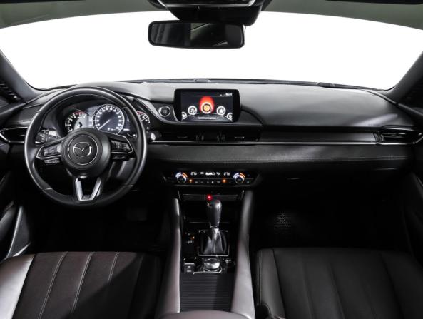 Mazda 6 III (GJ) Рестайлинг 2 с пробегом 2023 года, цена 3 454 000 рублей, 35579 км, седан, Автокод Объявления
