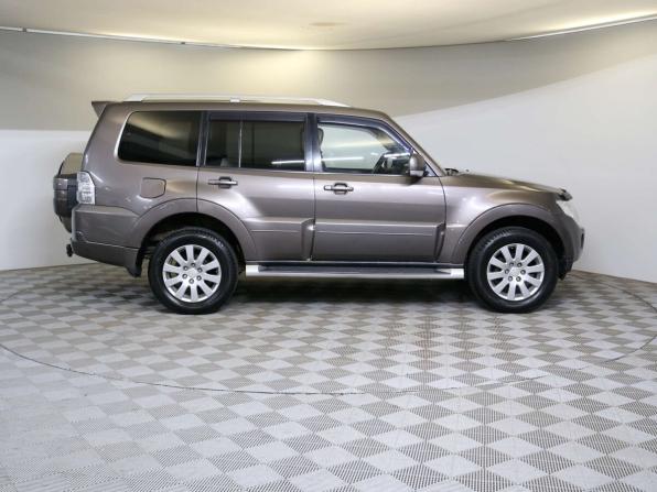 Mitsubishi Pajero IV с пробегом 2011 года, цена 1 350 000 рублей, 269845 км, внедорожник, Автокод Объявления