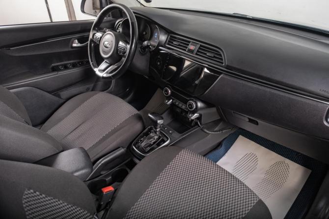 Kia Rio IV с пробегом 2017 года, цена 1 449 000 рублей, 141000 км, седан, Автокод Объявления