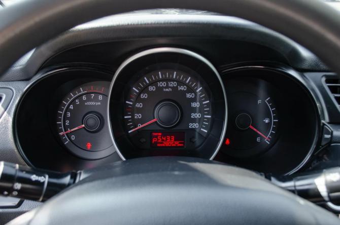 Kia Rio III с пробегом 2012 года, цена 650 000 рублей, 280000 км, седан, Автокод Объявления