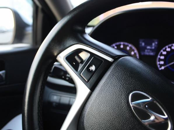 Hyundai Solaris I с пробегом 2012 года, цена 759 000 рублей, 176104 км, седан, Автокод Объявления