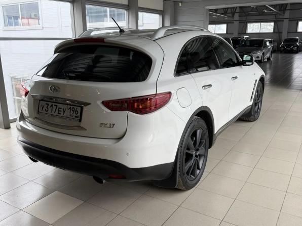 Infiniti FX II (S51) Рестайлинг с пробегом 2011 года, цена 2 050 000 рублей, 227000 км, внедорожник, Автокод Объявления