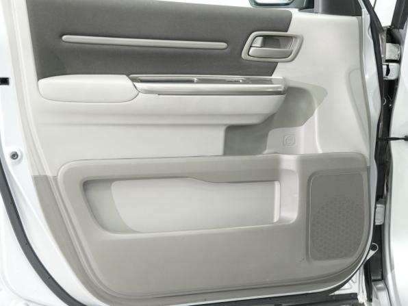 Honda Stepwgn V с пробегом 2016 года, цена 1 665 000 рублей, 212300 км, минивэн, Автокод Объявления