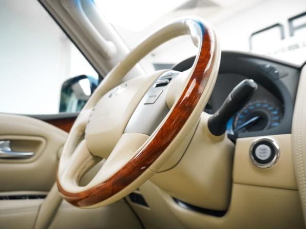 Infiniti QX80 I Рестайлинг с пробегом 2015 года, цена 3 289 900 рублей, 126211 км, внедорожник, Автокод Объявления