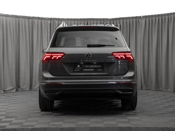 Volkswagen Tiguan II Рестайлинг с пробегом 2021 года, цена 3 440 000 рублей, 64548 км, внедорожник, Автокод Объявления
