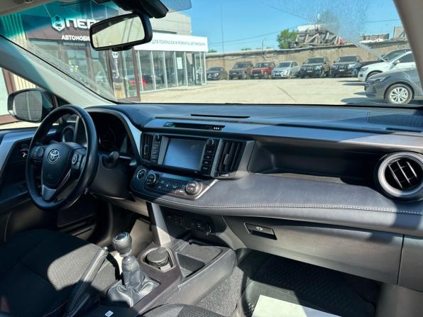 Toyota RAV4 IV (XA40) Рестайлинг с пробегом 2018 года, цена 2 490 000 рублей, 148600 км, внедорожник, Автокод Объявления