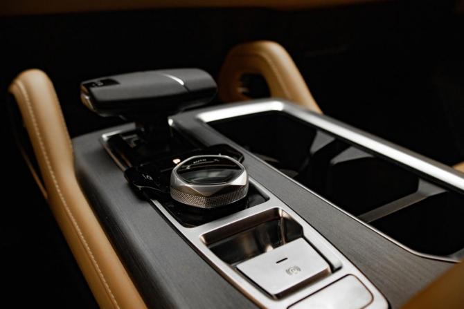 Changan Hunter Plus с пробегом 2023 года, цена 2 450 000 рублей, 24187 км, offers.body_type.unknown, Автокод Объявления