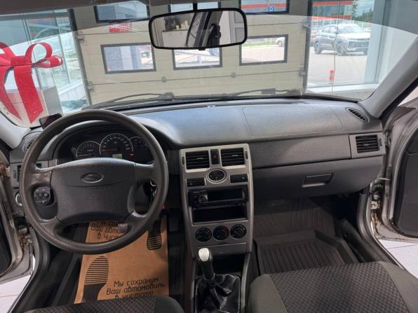 Lada (ВАЗ) Priora I с пробегом 2011 года, цена 220 000 рублей, 190249 км, хэтчбек, Автокод Объявления