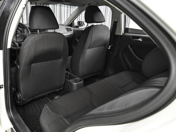 Volkswagen Jetta VI Рестайлинг с пробегом 2015 года, цена 1 025 000 рублей, 58755 км, седан, Автокод Объявления