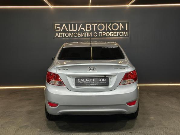 Hyundai Solaris I с пробегом 2012 года, цена 670 000 рублей, 280109 км, седан, Автокод Объявления
