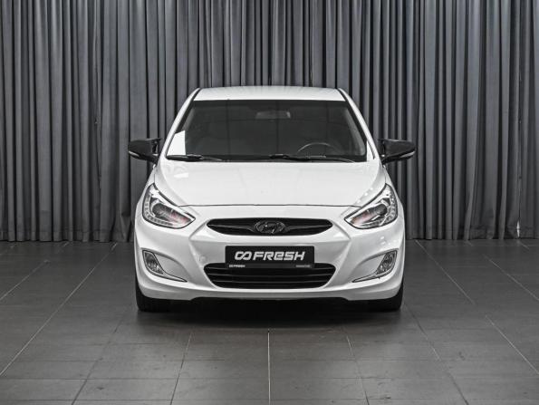 Hyundai Solaris I с пробегом 2013 года, цена 824 000 рублей, 139068 км, седан, Автокод Объявления