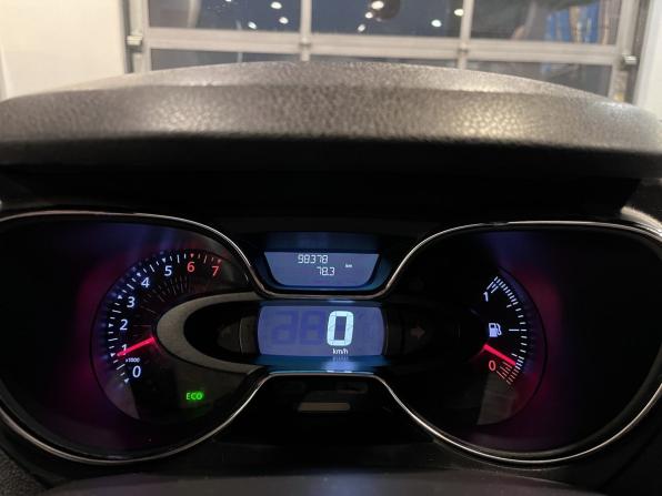Renault Kaptur I с пробегом 2018 года, цена 1 415 000 рублей, 98377 км, внедорожник, Автокод Объявления