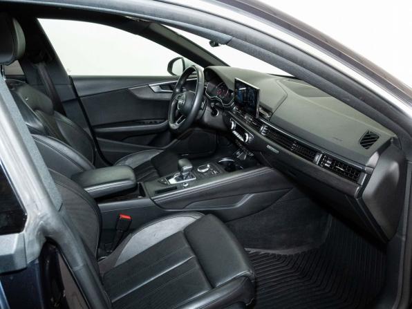 Audi A5 II (F5) с пробегом 2018 года, цена 3 230 000 рублей, 109000 км, лифтбек, Автокод Объявления