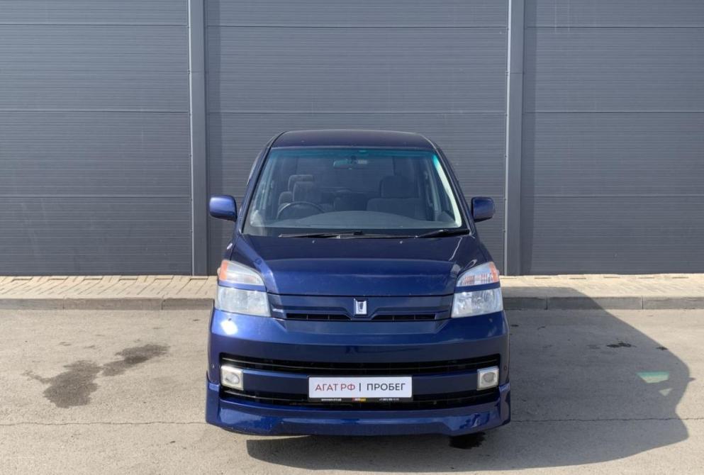 Toyota Voxy I (R60) Красноярск  - изображение 5